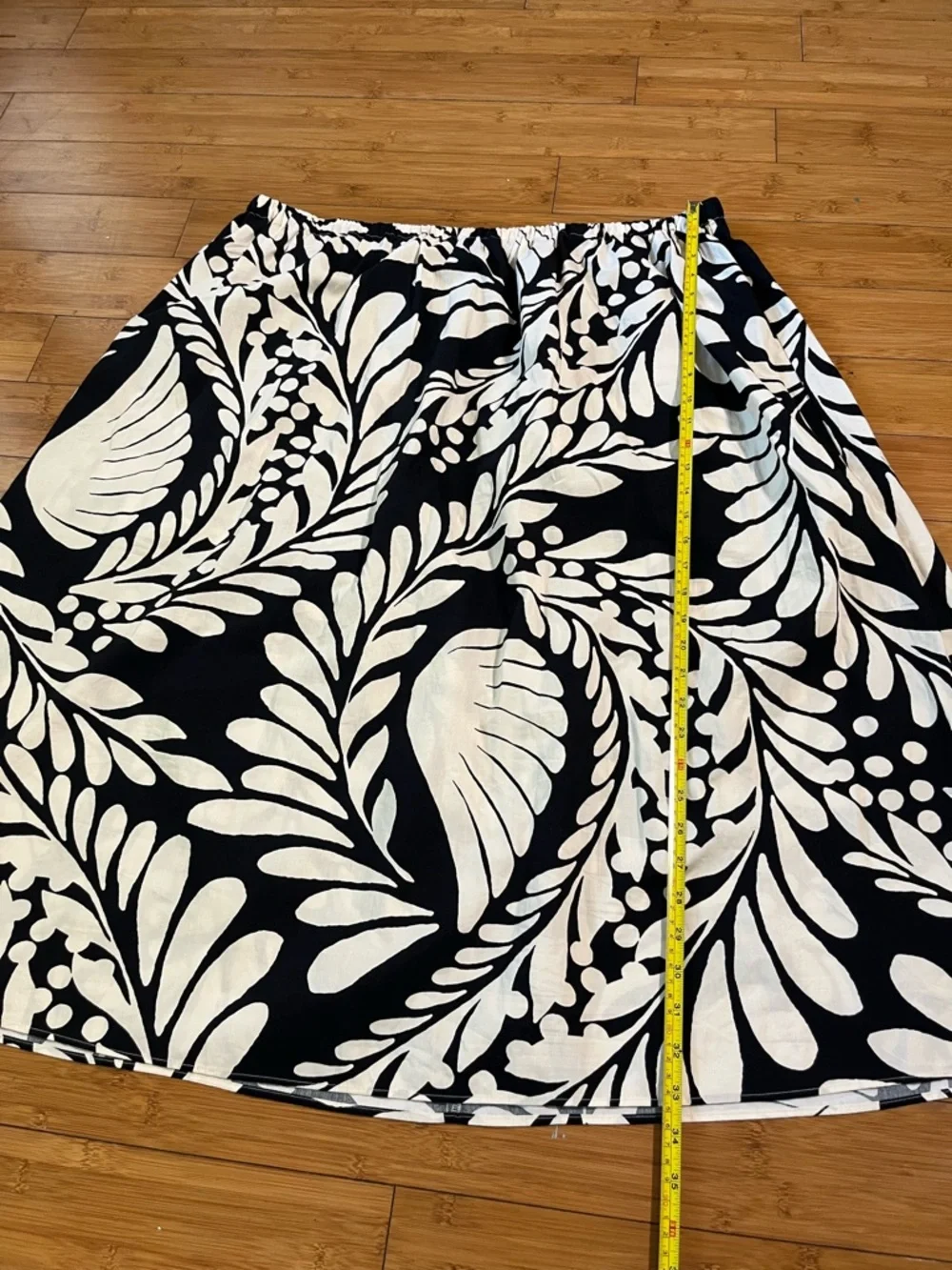 H&M Black and Cream Botanical Print Flared Midi Skirt 100% Cotton - Picture 6 of 8